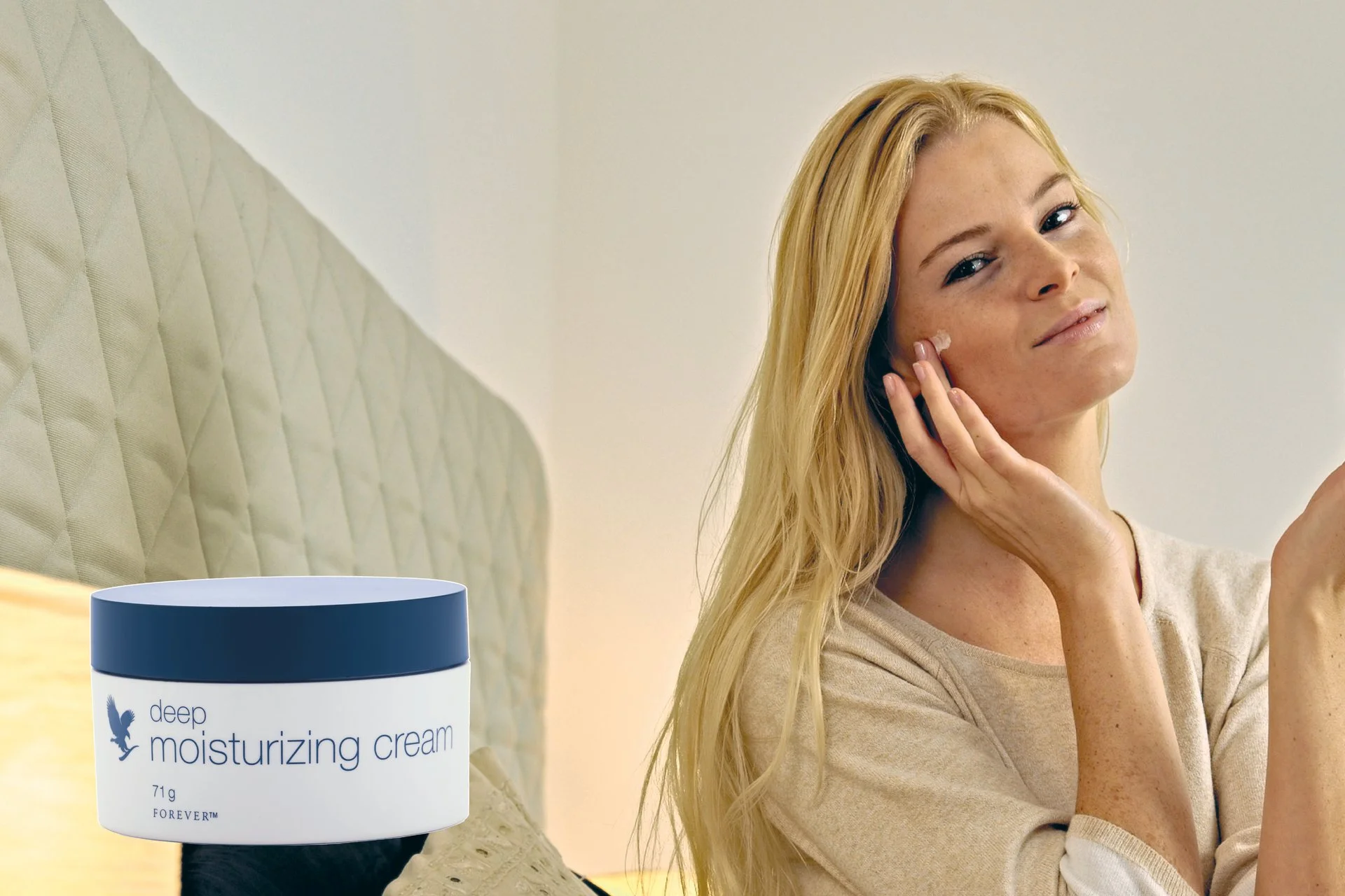 Deep Moisturizing Cream - Image 3